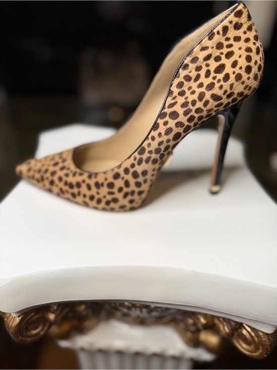 Michael Kors Shoes - Michael Kors Collection Leopard Print Calf Hair Pointed Toe Heels Size 38